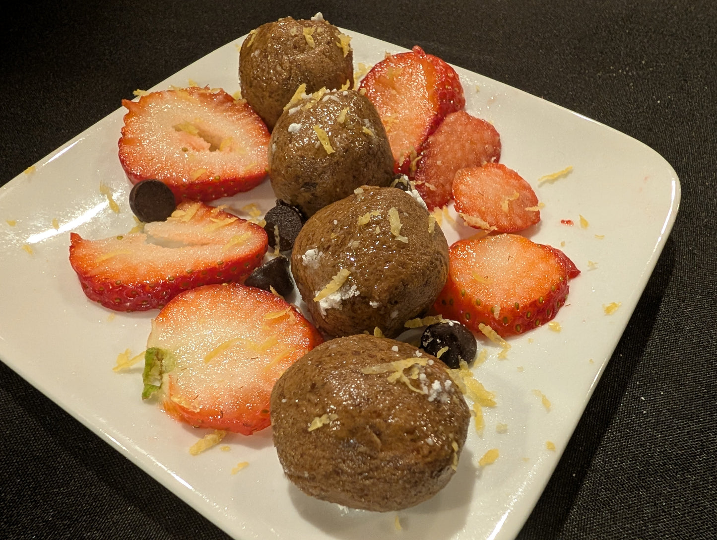 Chocolate Chip Protein Bites (4 ct)